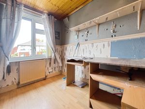 Bedroom- click for photo gallery